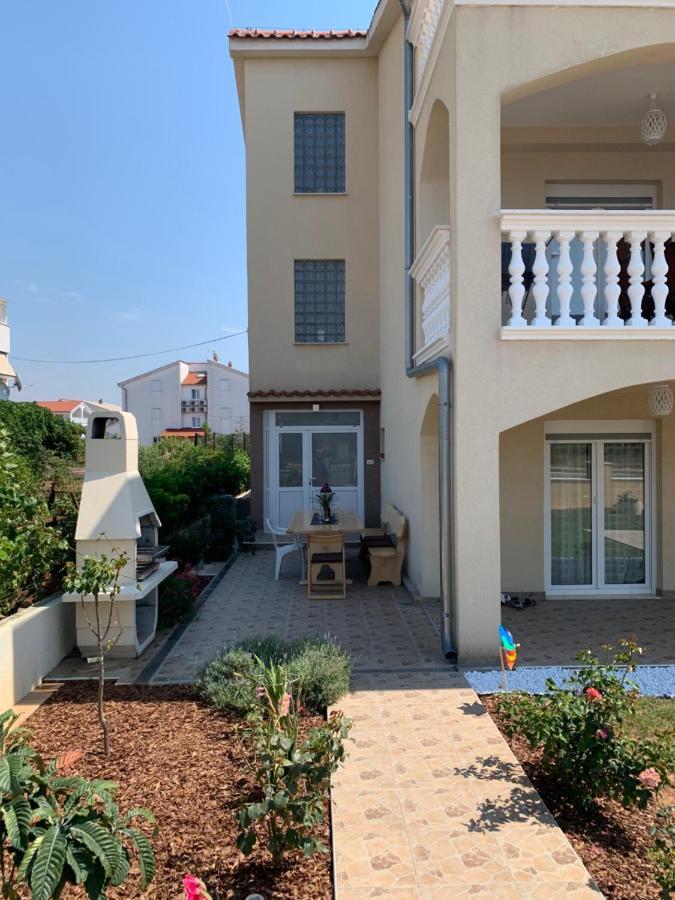 וודיצה Apartments Mirela מראה חיצוני תמונה