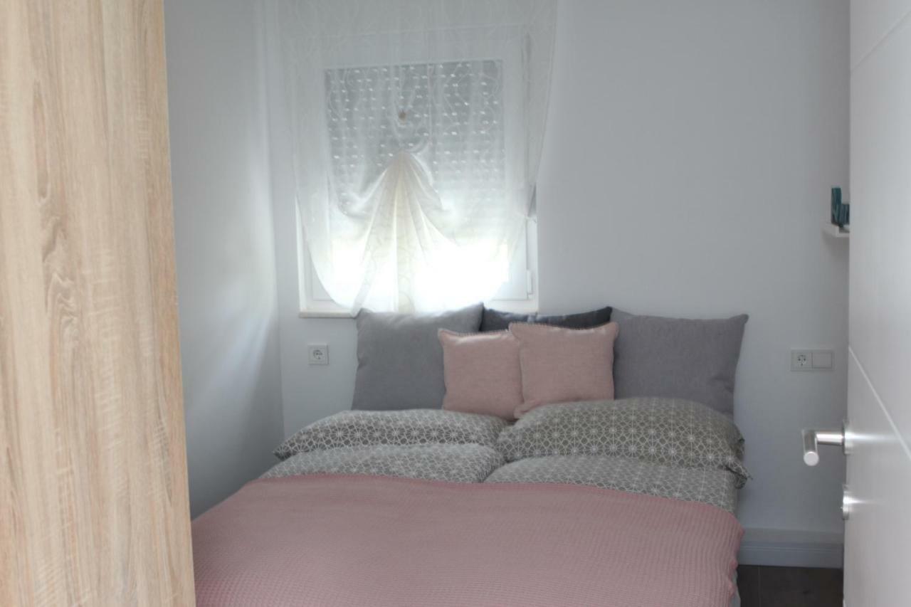 וודיצה Apartments Mirela מראה חיצוני תמונה
